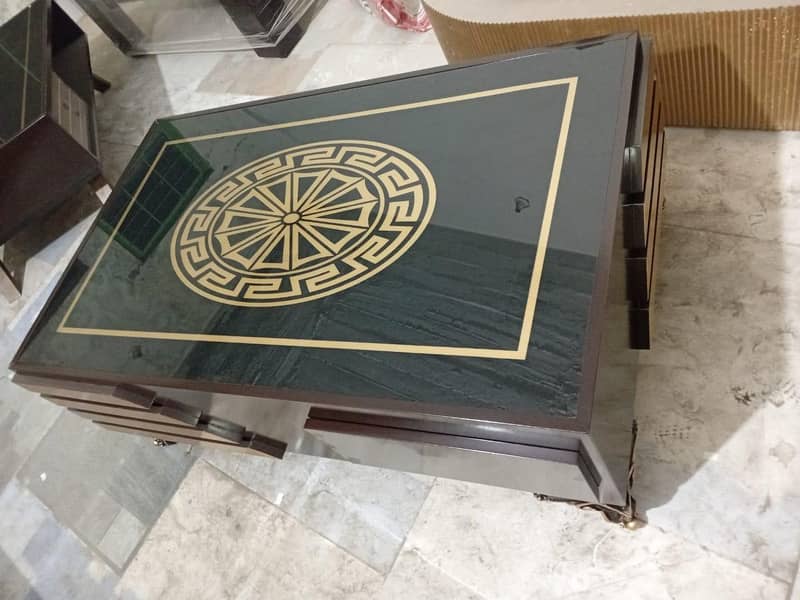 unique center table 15