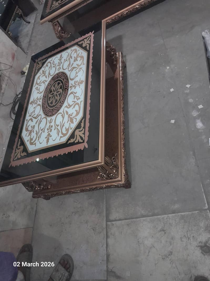 unique center table 16