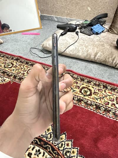 Iphone 11 pro max(pta approved)