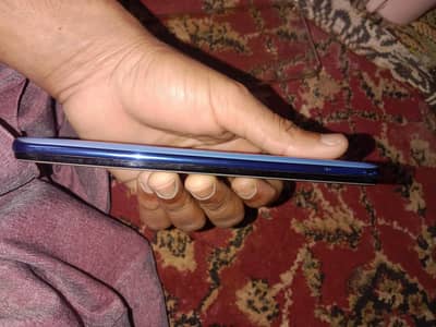 Samsung A30. =RAM=4 memory 64