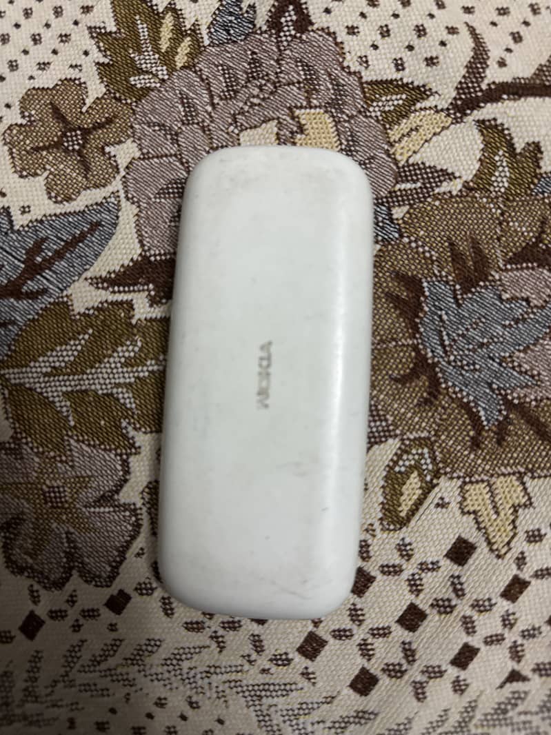 Nokia keypad phone 1