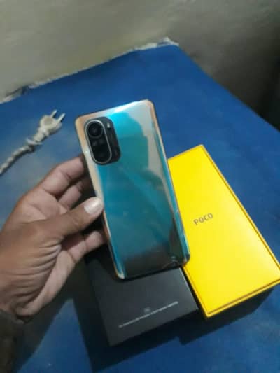 Poco F3 8 plus 8 ram 256 GB