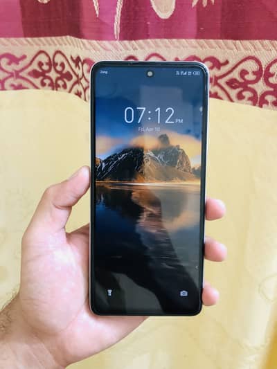 infinix hot30 16/128gb with box