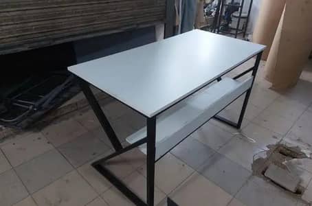 k shape table available contact us on my WhatsApp 03356901462