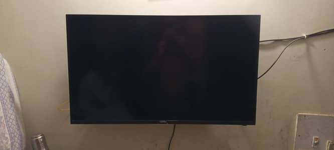 Akira 42"inch LED