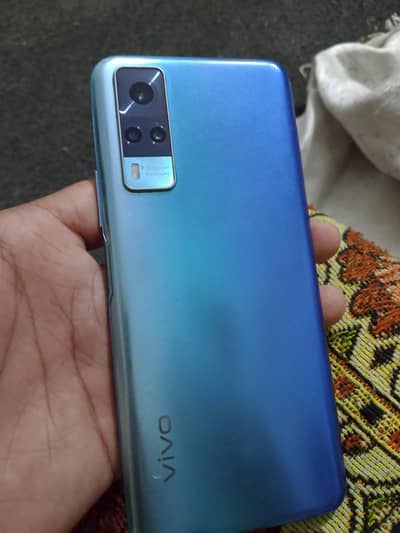 peak set with box and charger Ram Rom 4 128 GB