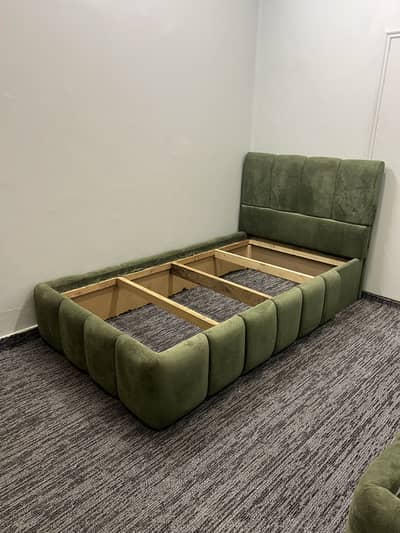 Single bed for sale