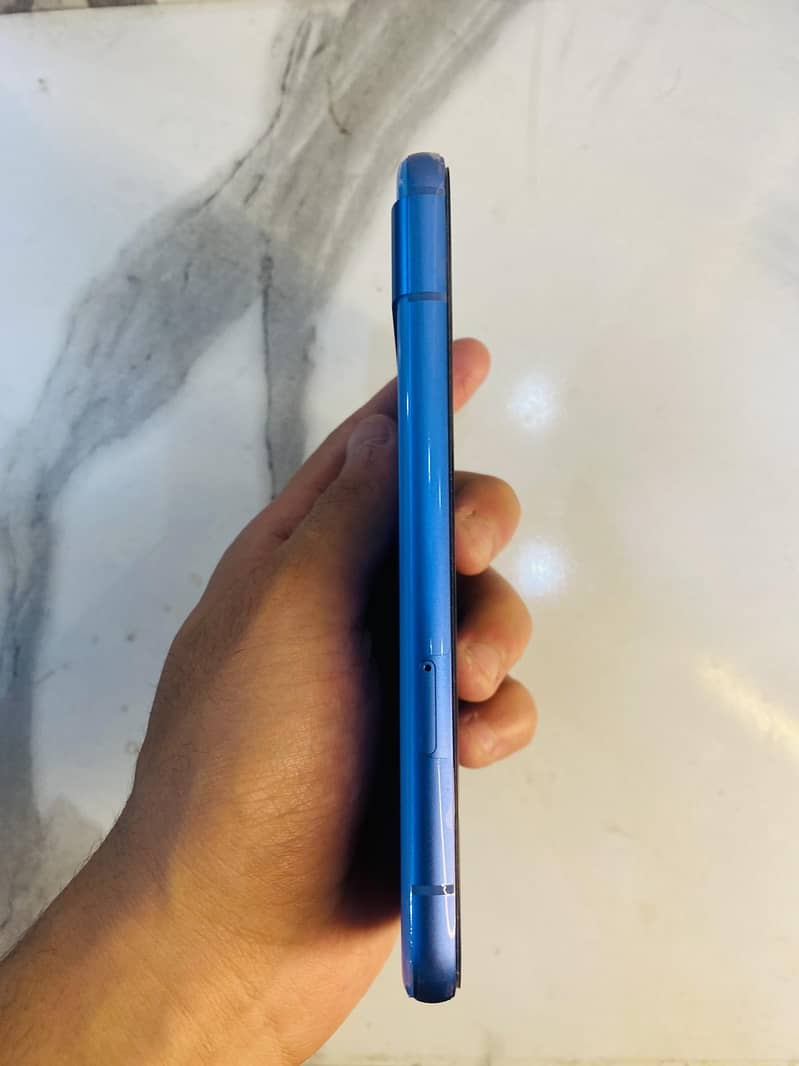 Google Pixel 8a 6/128. 4