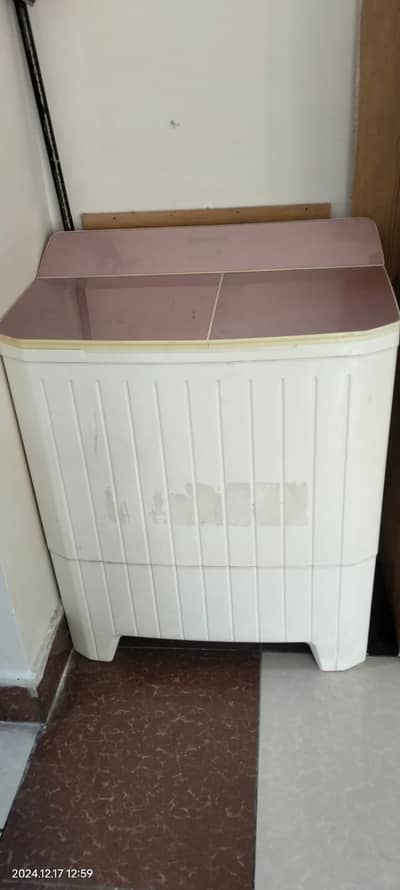 Semi-Automatic Washing Machine (Dryer also)