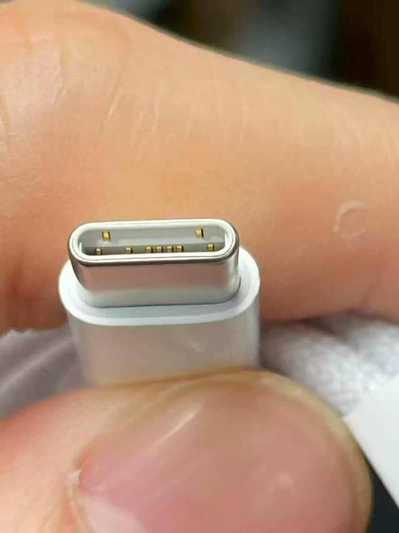 Apple type c to type c cable 4