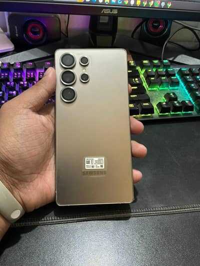 Samsung S25 Ultra Natural Titanium