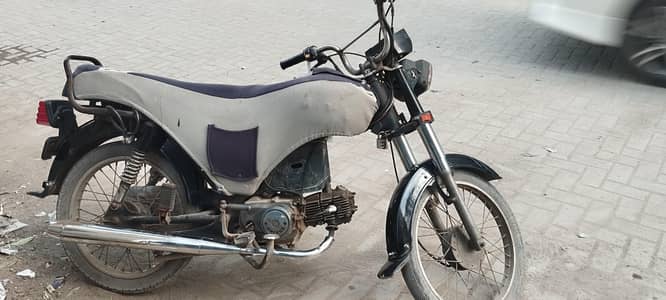 Unique 2008 mint condition