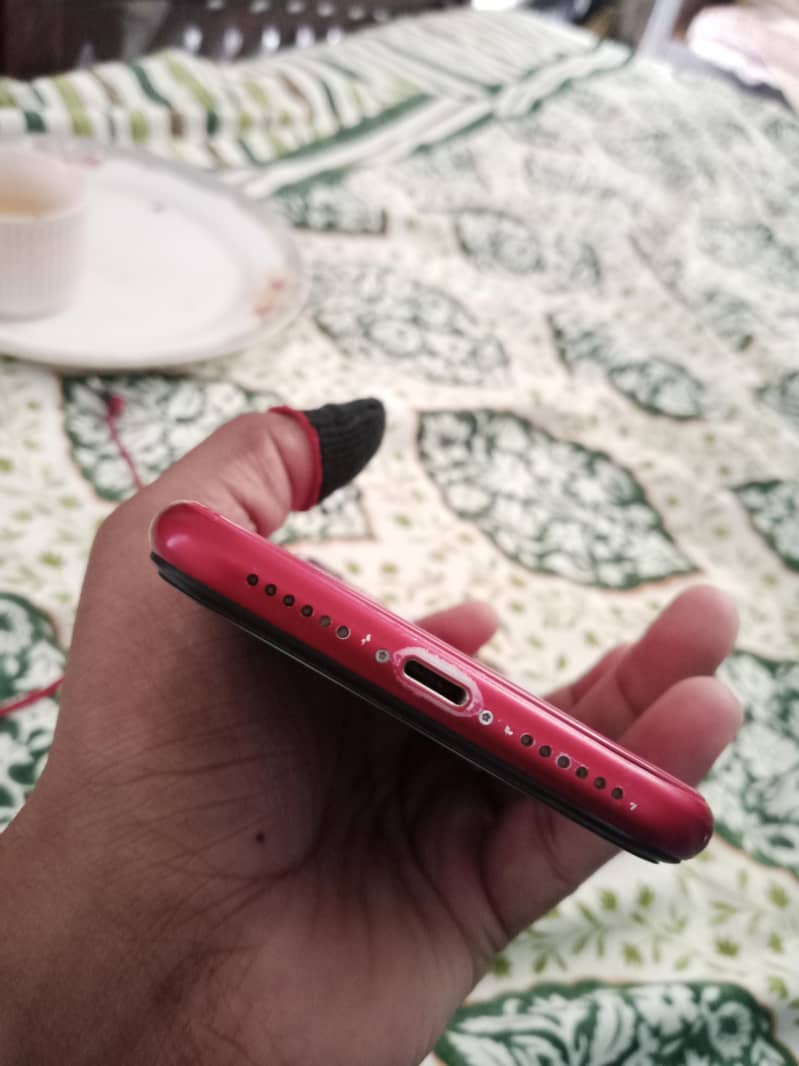 iPhone 11 6
