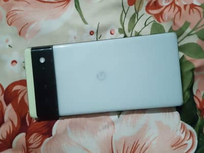 Google Pixel 6 10/10 condition looking like new