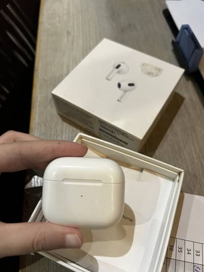 Apply EarPods pro 3rd generation