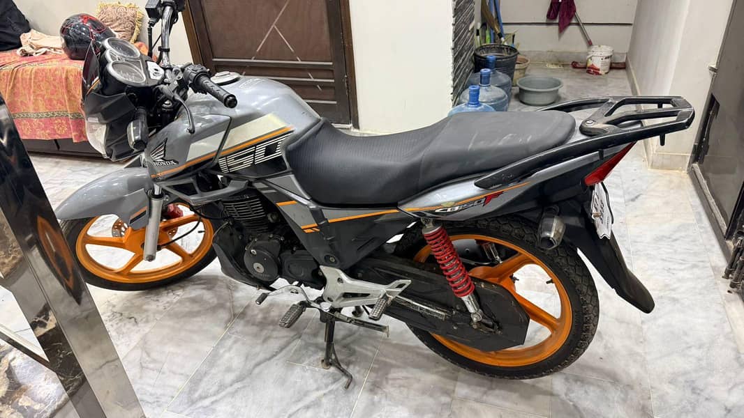 CB 150F 1
