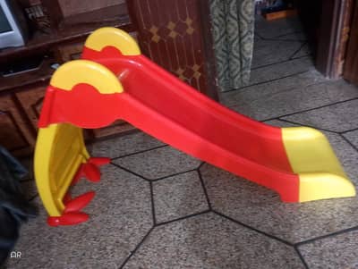 Kids Plastic Slide (Red & Yellow) – Strong & Safe – Good Conditio