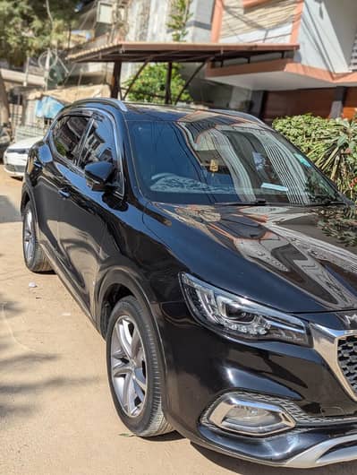 MG HS 2022 B2B Mint condition price is negotiable