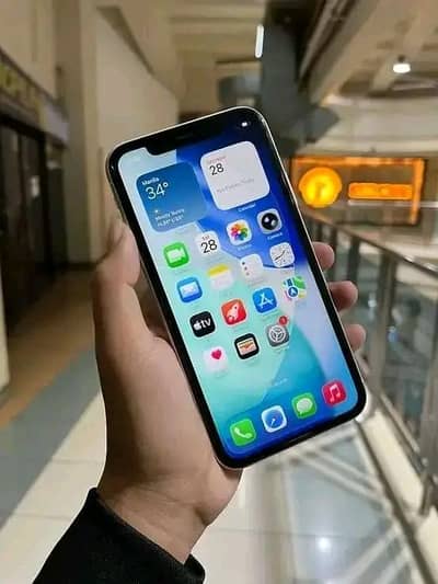 iphone 11 128 GB storage