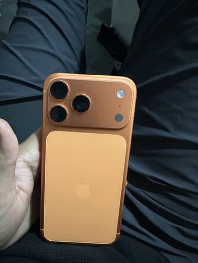 iPhone 17 pro max Cosmic orange 256gb