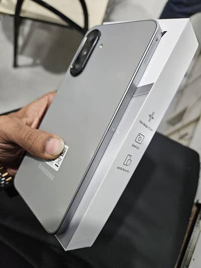 Samsung A17 Dual Physical 11 Months Warranty