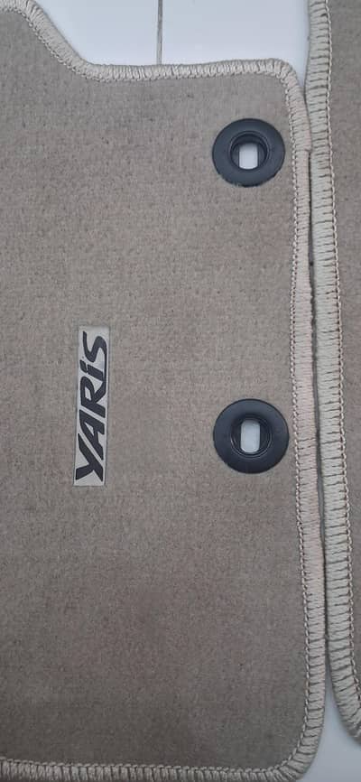 Yaris carpet mats