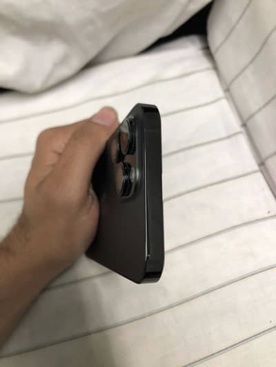 14 pro max Factory unlock 256 gb