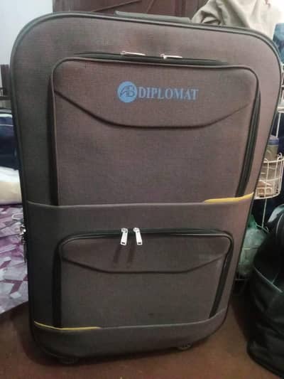 new breeb case available for sale in good condition