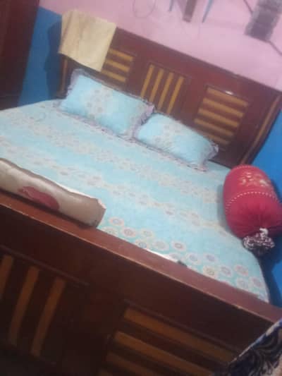 double bed with form ke sath for sale