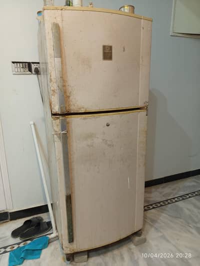 Dawlance fridge Refrigerator