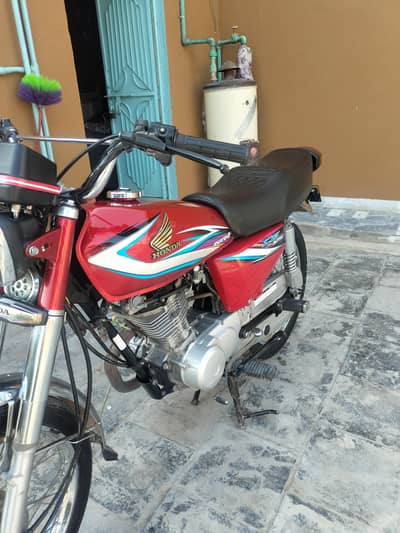 good condition contact us 03359269836