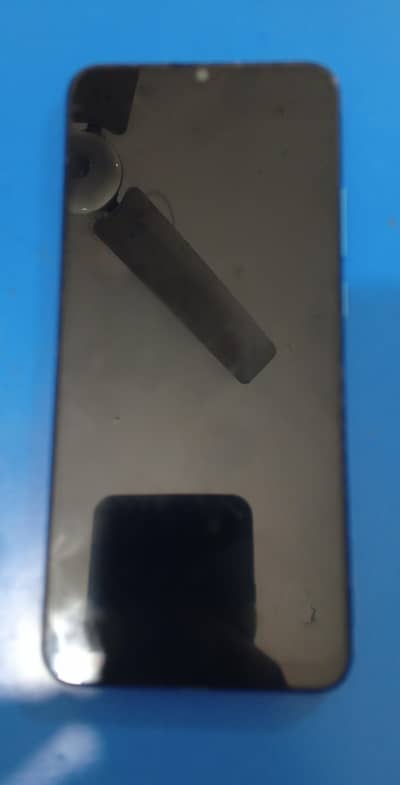 Mobile for sale in New muslim town lahore