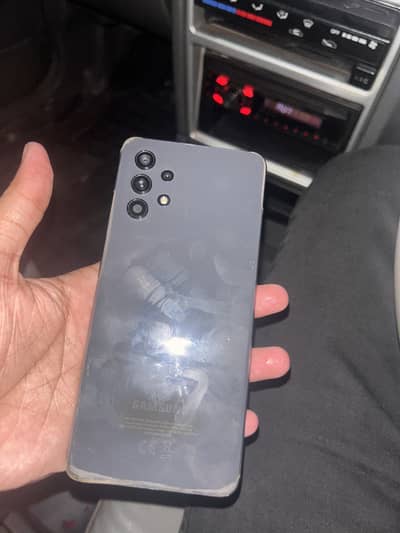 Samsung A32  New Condition / Scratchless Phone