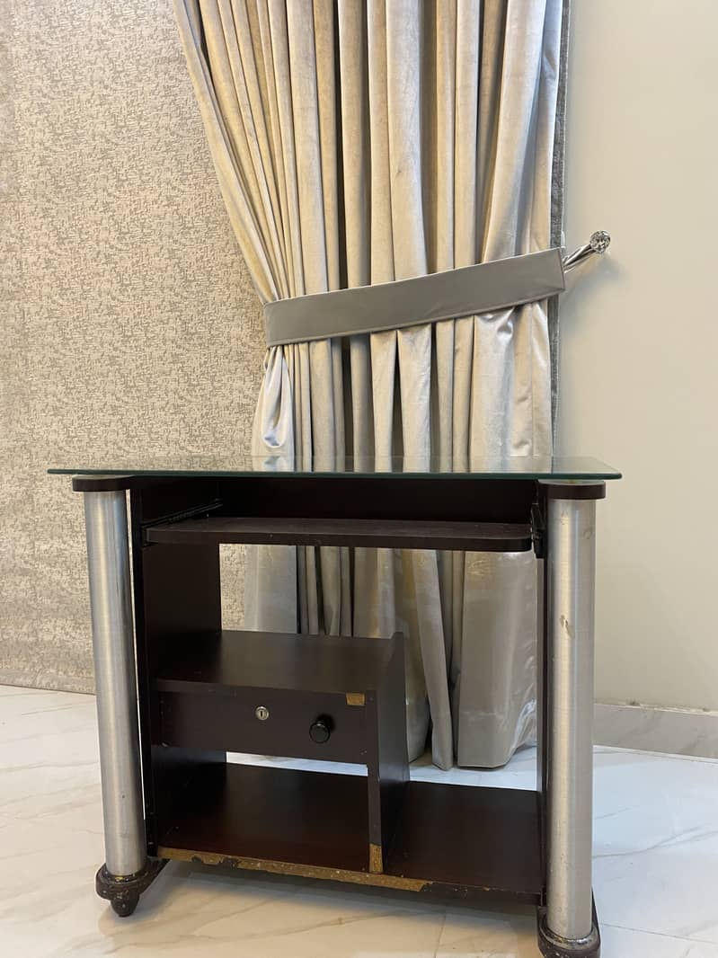 Computer table 2