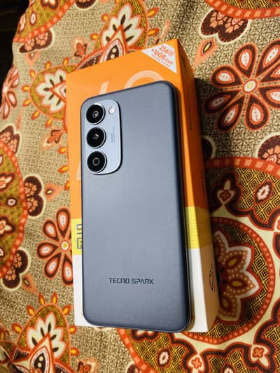 Tecno spark40 pro plus 256 gb