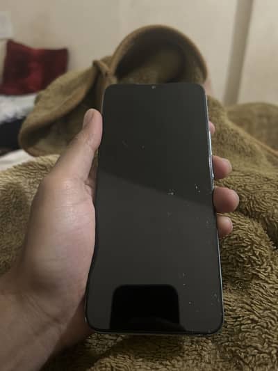 Infinix hot 10 play only glass break touch is all good