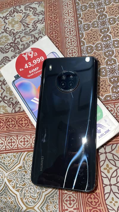 Huawei y9a, 8/128, box & charger