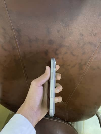 Iphone 16 pro 256 jv