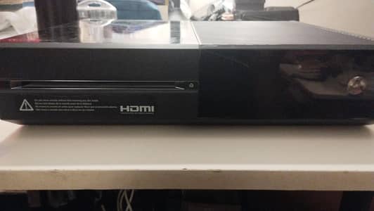 Xbox One | 500 GB | Special Edition | 2 games & Camo Controller