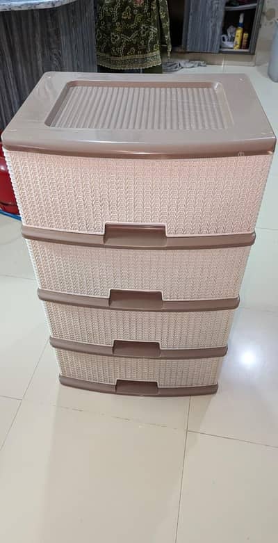 4 Drawer Durable Chester Box.