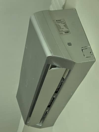 Gree 1.5 ton Inverter Split AC