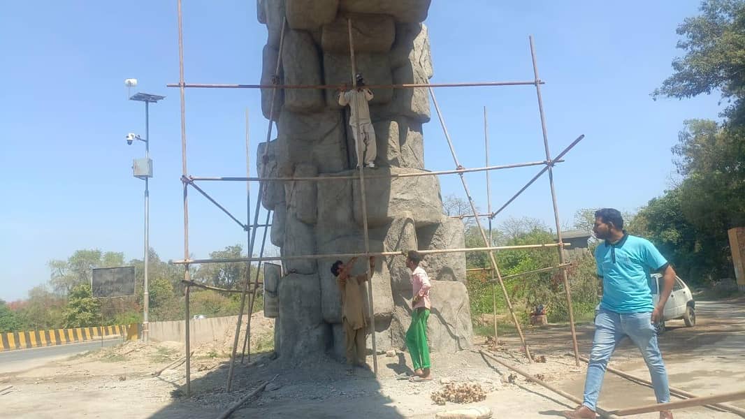 سیڑھیاں، گزیبو اور فاؤنٹین — سب کچھ ووڈ اسٹائل میں 2