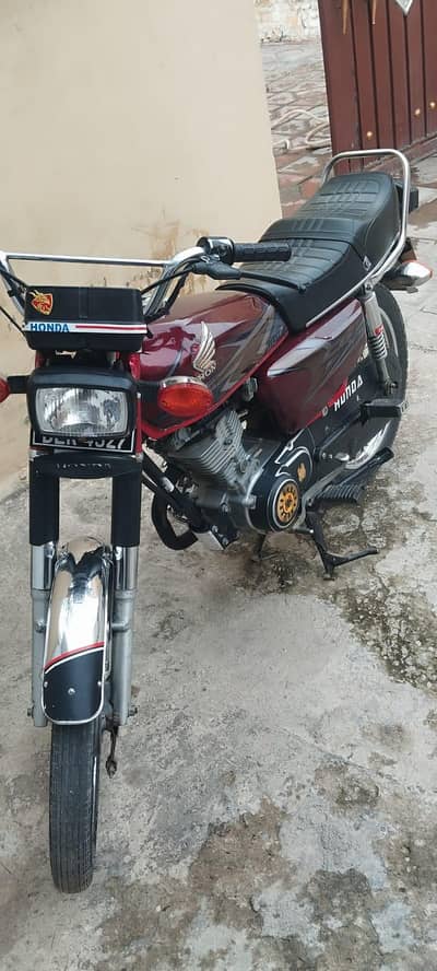 Honda 125 2020 model All Okk 10 by 10 Only serious buyer