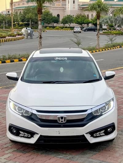Honda Civic 1.8 UG Leather Totally Original Paint 2018 Model