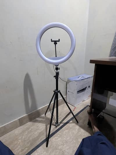 Phone Camera Tripod With Ring Light