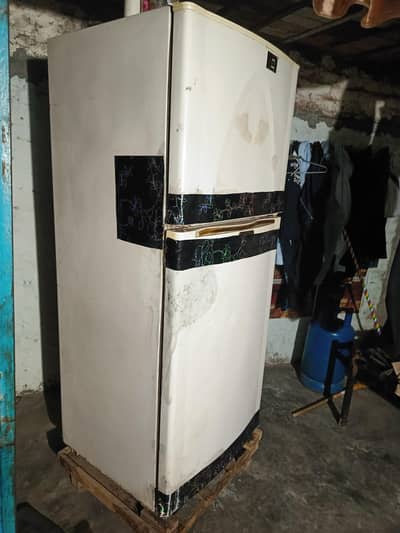 FRIDGE FOR SALE