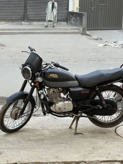 Suzuki gs 150