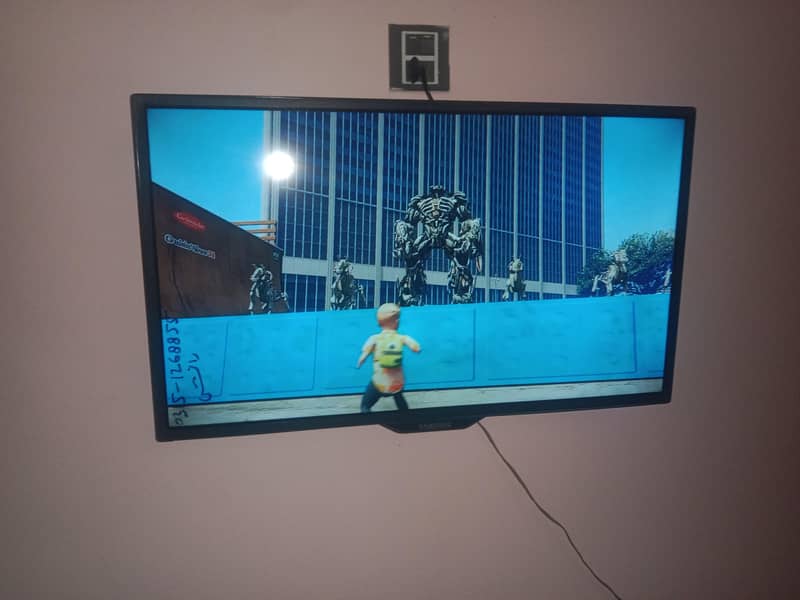 smart  l e d tv 1