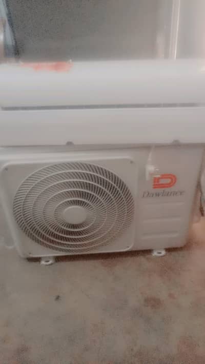 ایک ٹن     ڈالنس انورٹر اے سی