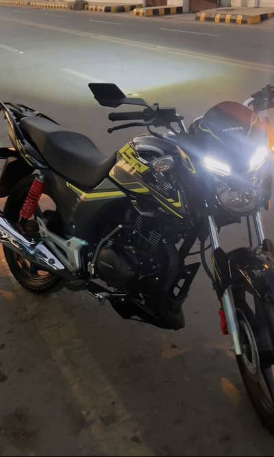 Cb 150f 2025 model december sticker an shape 2026